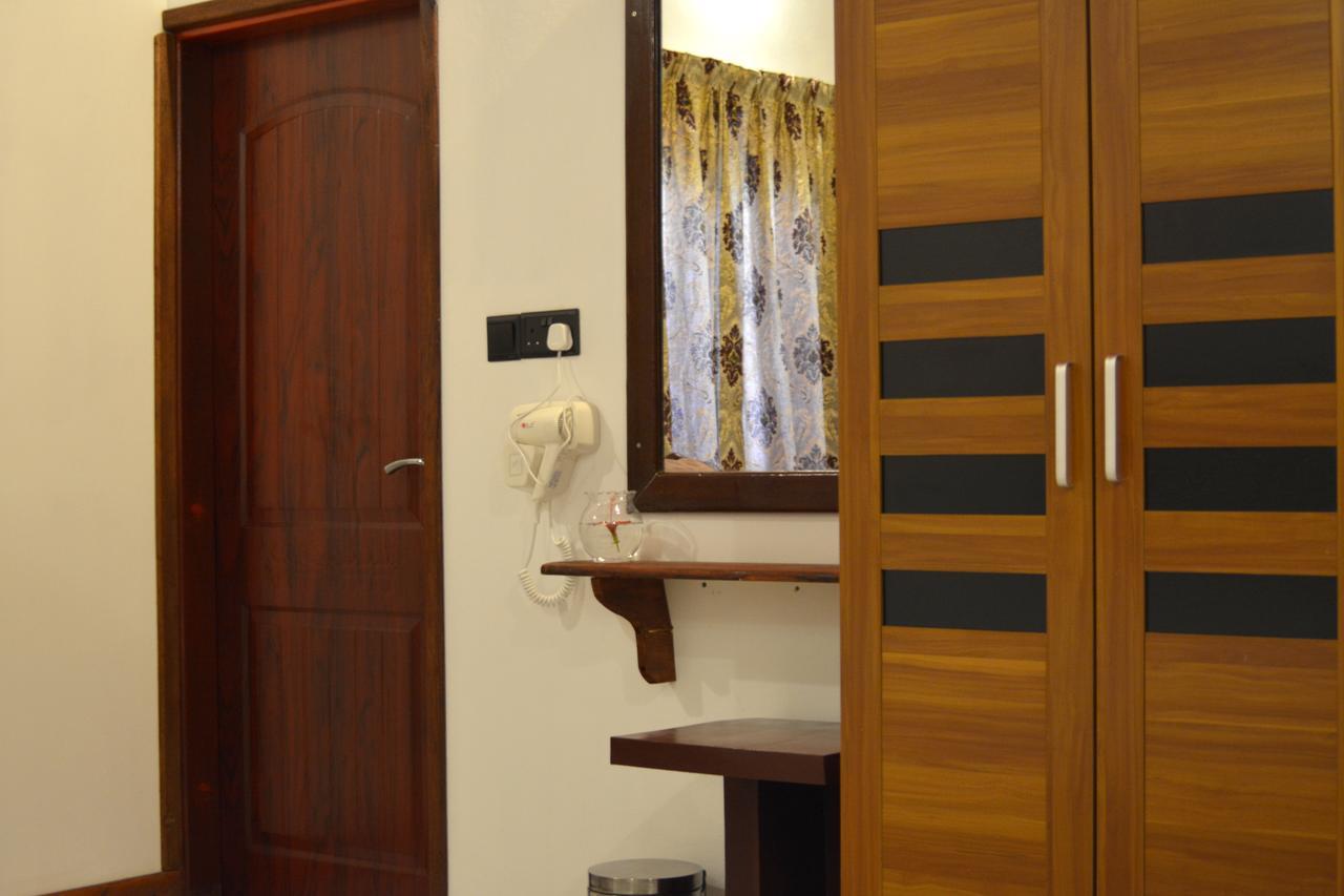 Noomuraka Inn Omadhoo Esterno foto