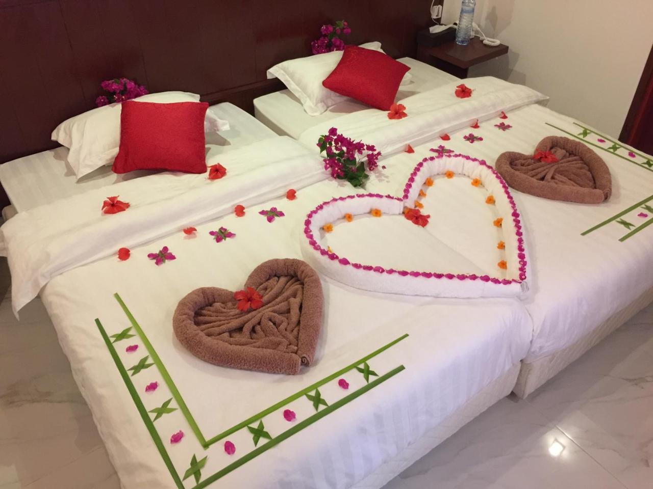 Noomuraka Inn Omadhoo Esterno foto